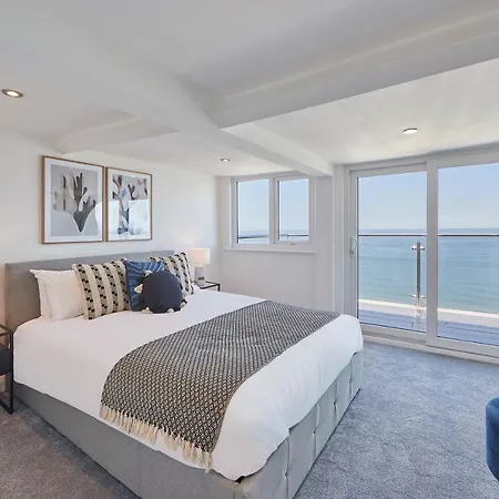 Host & - Penthouse Pier View アパート