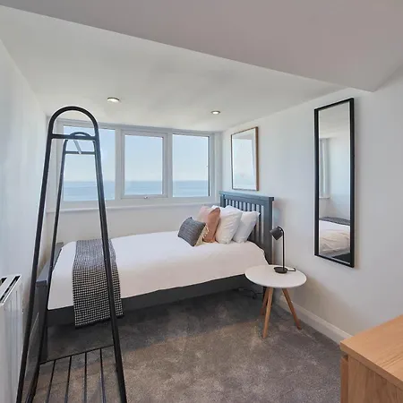 Apartmán Host & - Penthouse Pier View *