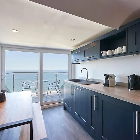 Apartman Host & - Penthouse Pier View Whitby